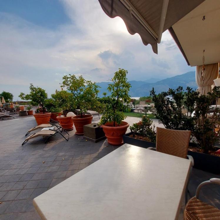 Villa Treccani Apartments Malcesine Kamer foto