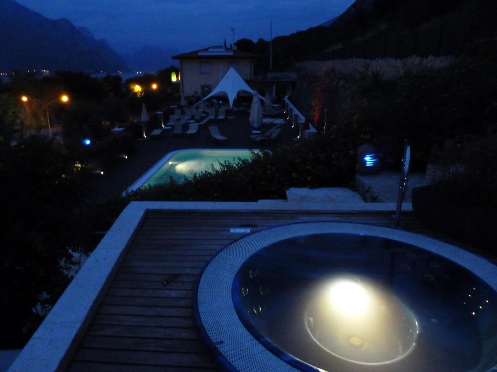 Villa Treccani Apartments Malcesine Buitenkant foto