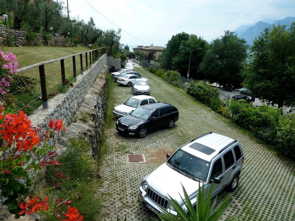 Villa Treccani Apartments Malcesine Buitenkant foto
