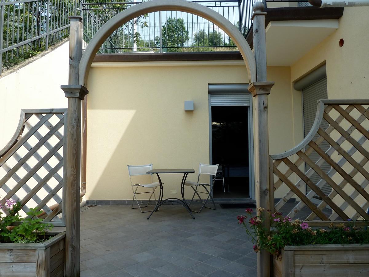 Villa Treccani Apartments Malcesine Buitenkant foto